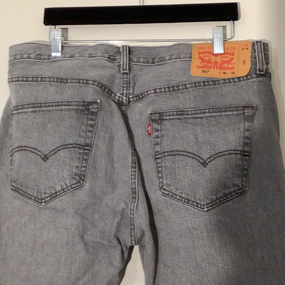 Levi Strauss & Co.501 Men Jeans Pants - Picture 4 of 7